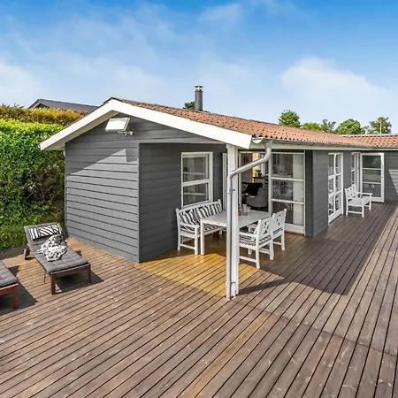 Nice Home In Augustenborg With Sauna